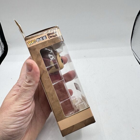 Funko Pop! PEZ Halloween Cereals Count Chocula Gamestop Exclusive PEZ Dispenser - Picture 4 of 5